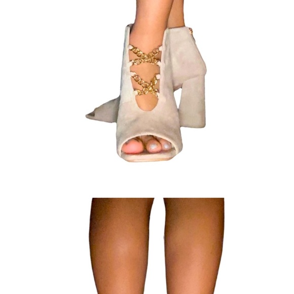 YOKI Jacklyn-49 Open-toe high heeled shoes with crisscrossed chain details - Picture 2 of 6